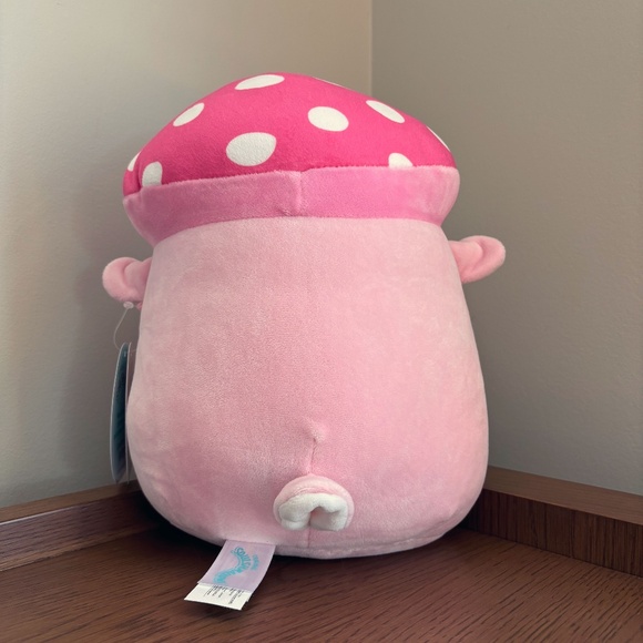 NWT Squishmallows 8" Elsa the Mushroom Lamb US Exclusive - Picture 2 of 7